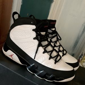 Air Jordans 9 Retro